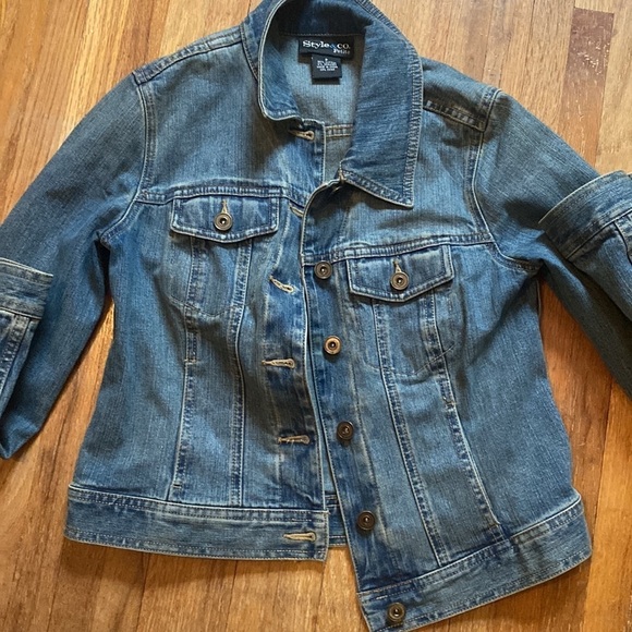 Style & co jean jacket - Picture 2 of 4